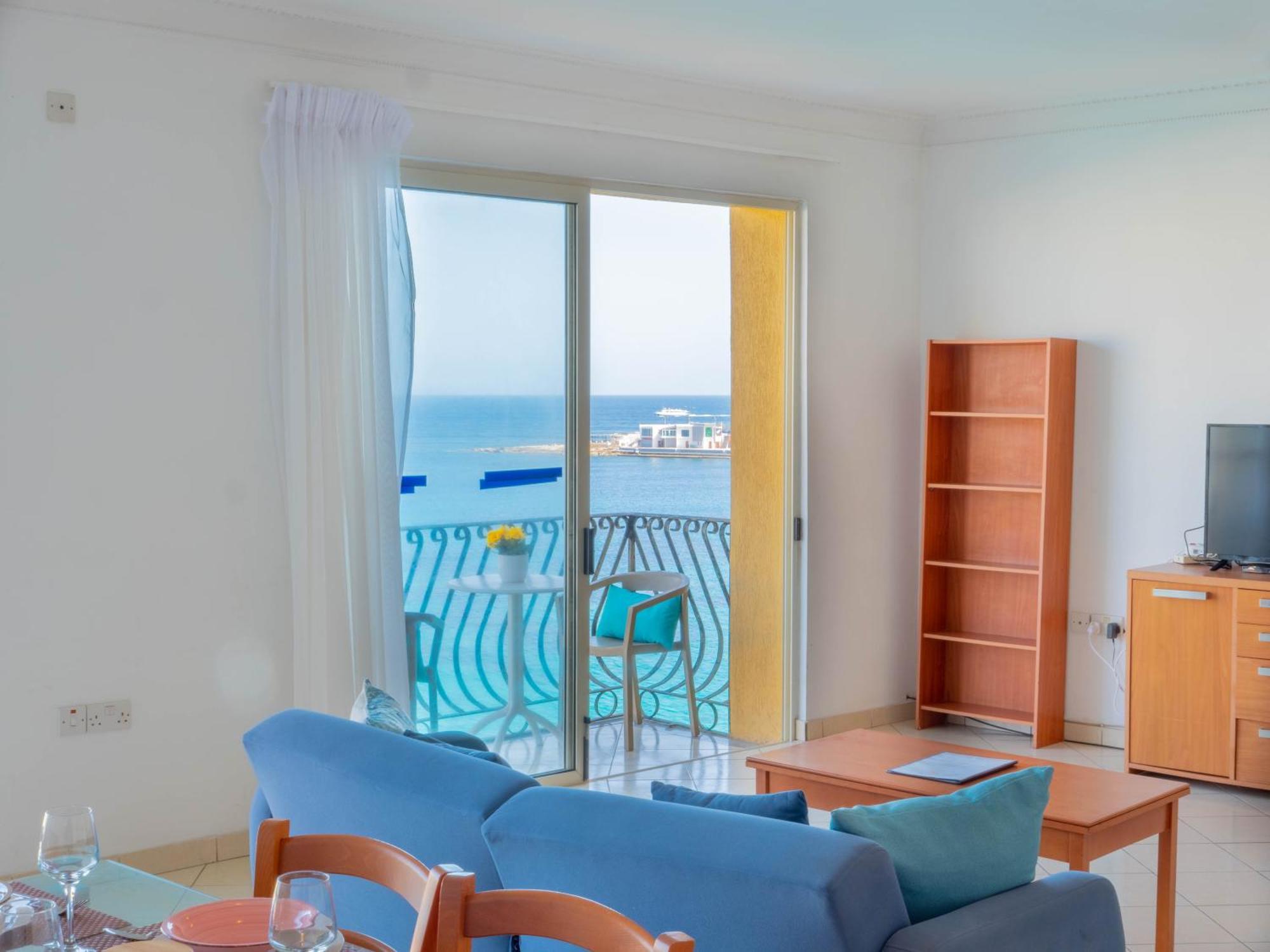 Morina Court - Seaview Apartments And Penthouse In St Julians By Shortletsmalta Saint Julian's Exterior photo