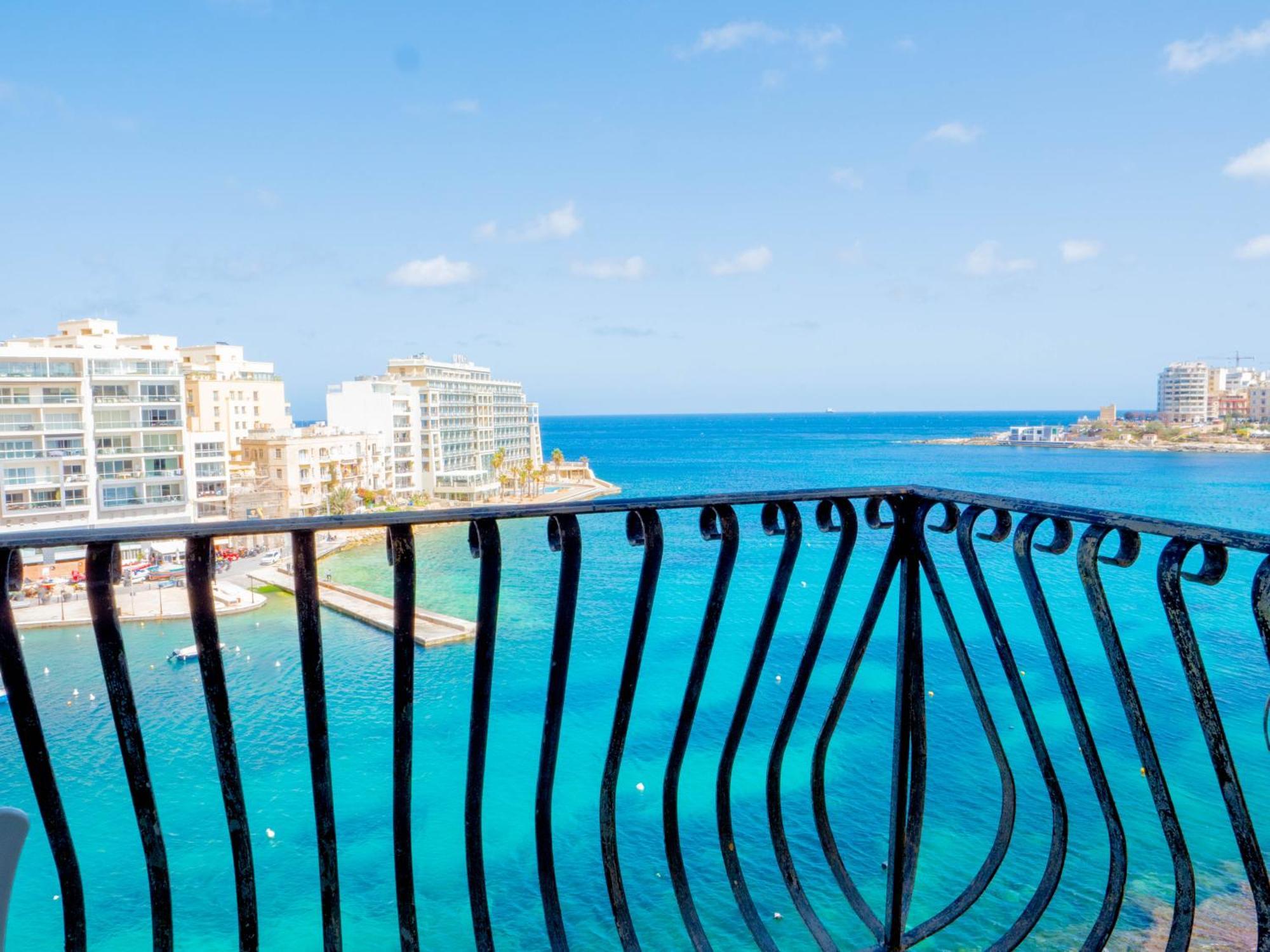 Morina Court - Seaview Apartments And Penthouse In St Julians By Shortletsmalta Saint Julian's Exterior photo