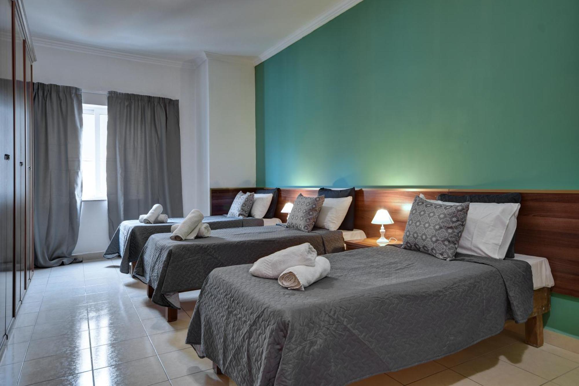Morina Court - Seaview Apartments And Penthouse In St Julians By Shortletsmalta Saint Julian's Exterior photo